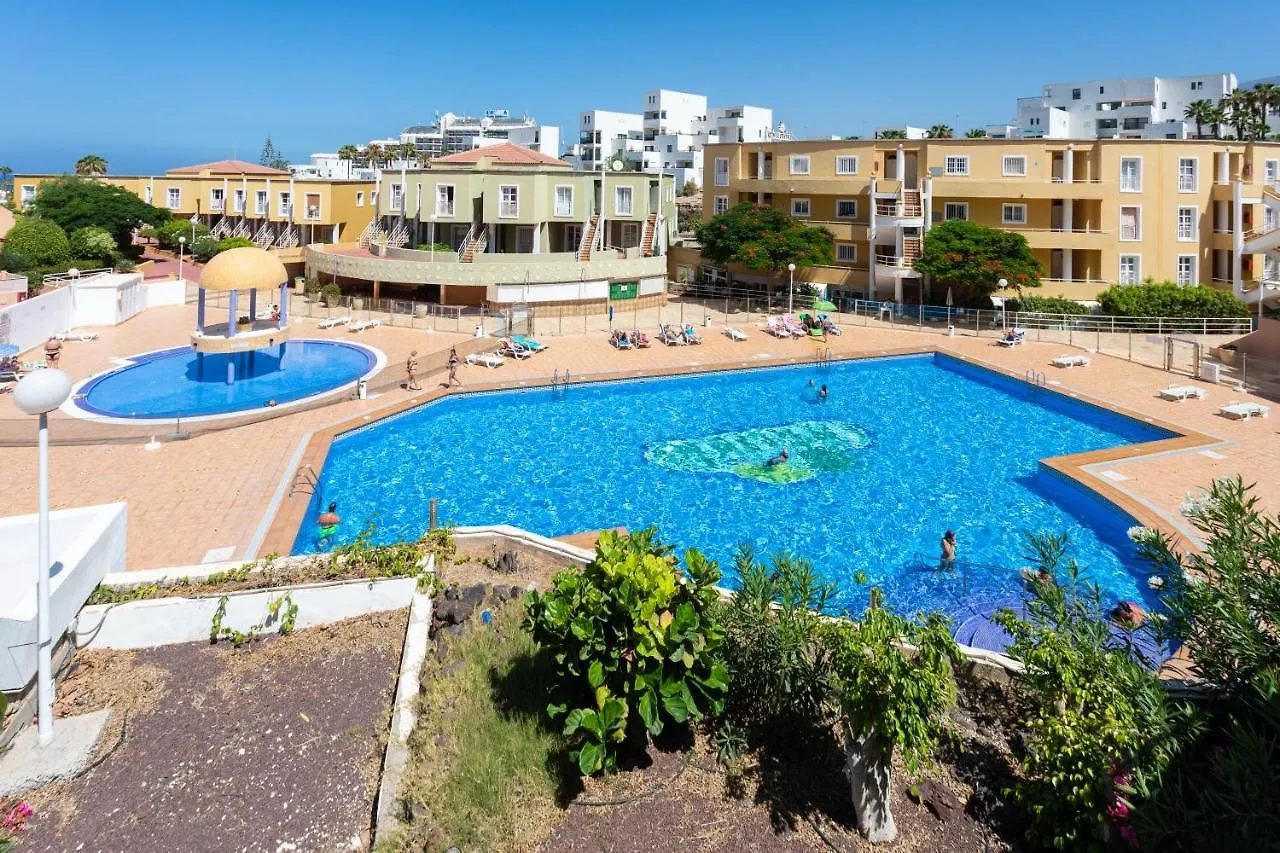 Home2Book Apart Costa Adeje, Pool 公寓