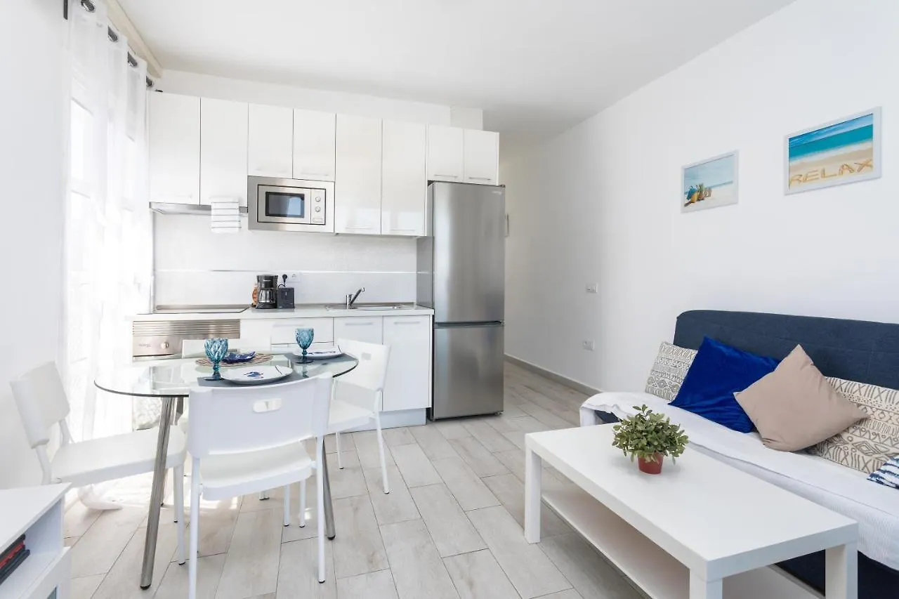 Home2Book Apart Costa Adeje, Pool 0*, 阿德耶